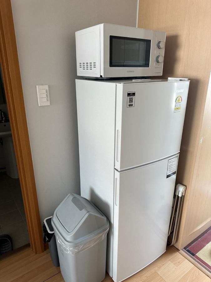 Hongdae Guesthouse 1Min From Hongik Uni Station Exit #1 Seul Esterno foto