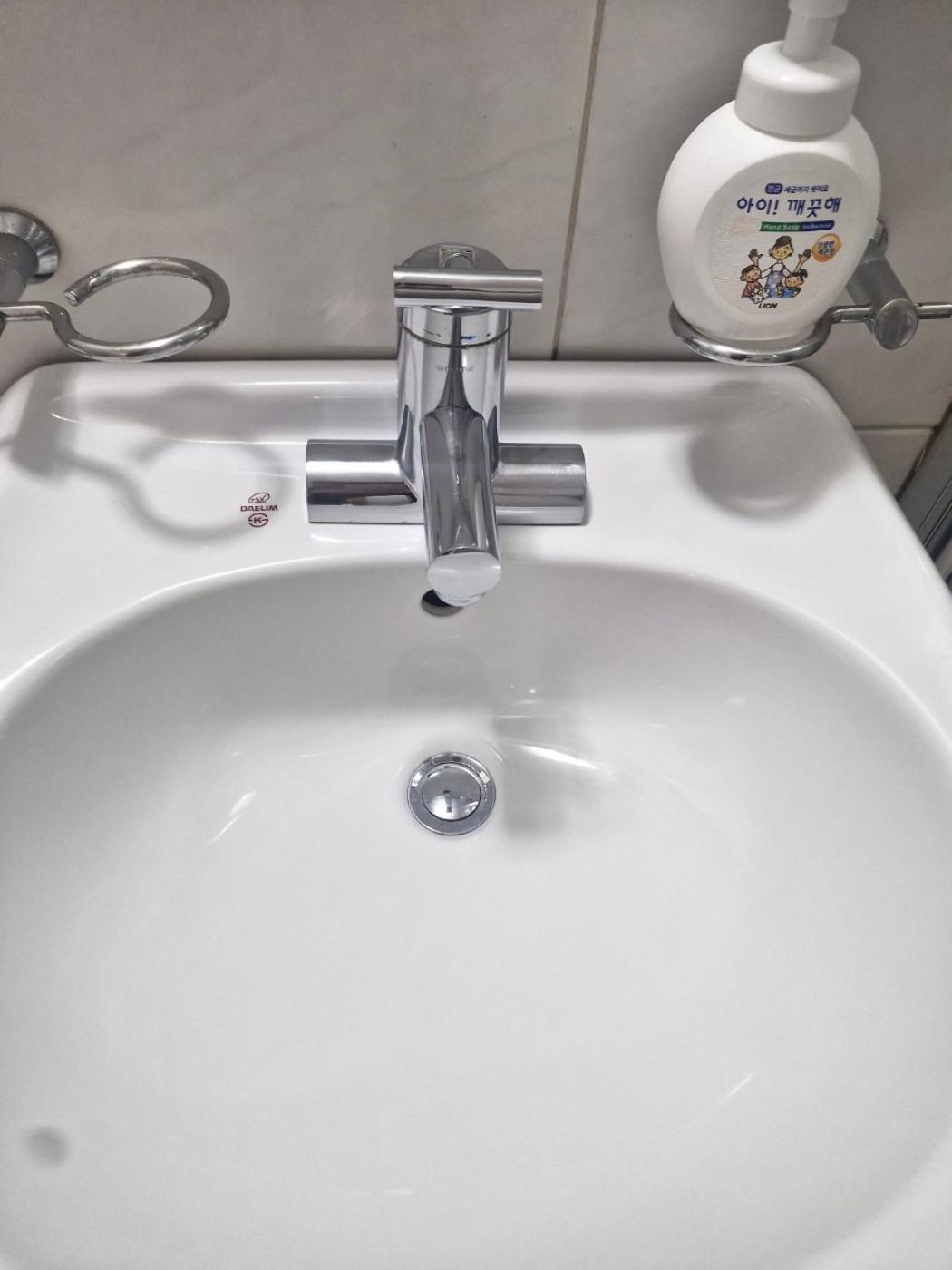 Hongdae Guesthouse 1Min From Hongik Uni Station Exit #1 Seul Esterno foto